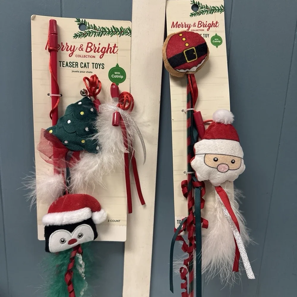 Lot Of 2 Merry Bright Catnip Cat Toys Fuzzy Feather Plush Bells Teaser‎ Sticks